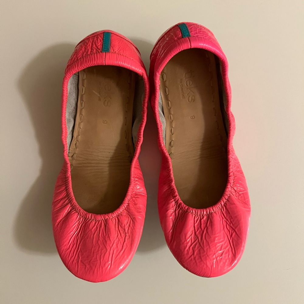 Tieks, size 9 pop pink patents, Good used condition.